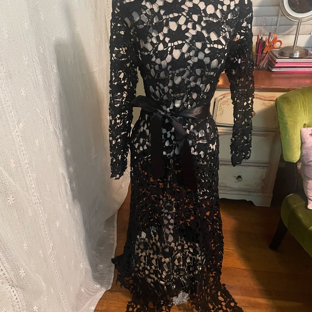 Elegant Black Lace Dress with Asymmetrical Hem